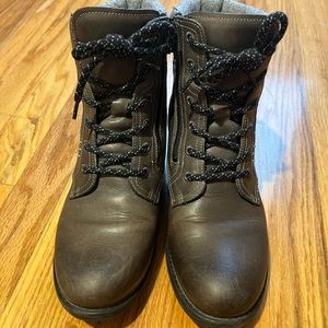 Taos Cutie Size 40 Light Grey boots